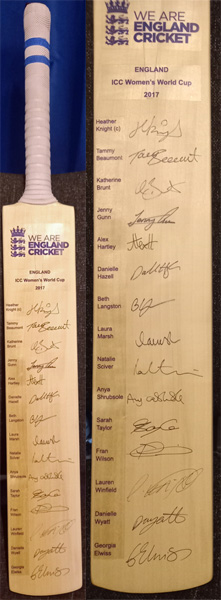 England-Womens-signed-cricket-bat-2017-ICC-World-Cup-squad-ECB