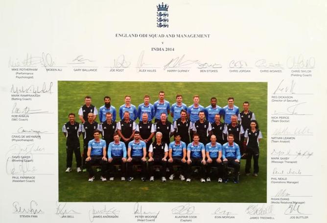 England-cricket-memorabilia-signed-squad-photo-team-2014-India-tour-ODI-Joe-Root-Ben-Stokes-autograph-Alastair-cook-Eoin-morgan-Jos-Buttler-Ian-Bell-staff