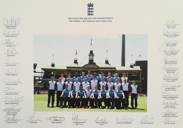 England-cricket-memorabilia-signed-squad-photo-team-2015-Tri-Series-Australia-India-Joe-Root-autograph-Eoin-morgan-Jos-Buttler-Moeen-Ali-Alex-Hales-James-Anderson-Ian-bell-staff