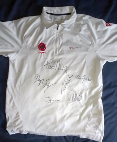 England-national-squash-memorabilia-shirt-signed-Nick-Matthew-James-Willstrop-Daryl-Selby-Peter-Barker-Peter-Nicol-Tom-Richards-autographs