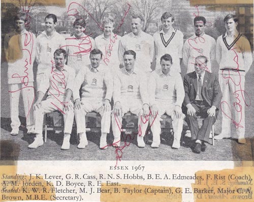 Essex-cricket-memorabilia-1970s-signed-team-photo-keith-boyce-autograph-fletcher-taylor-hobbs-east-lever-eccc