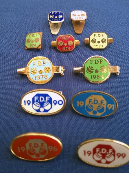 FDF-badges-Francis-Drake-Fellowship-lawn-bowls-pin-lapel-badge-collection-flat-green-bowling-charity