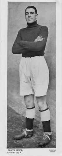 Frank-Swift-Man-City-FC-football-memorabilia-Topical-Times-card-photo-Manchester-City-legend-goalkeeper