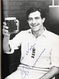 FRED-TRUEMAN-memorabilia-signed-autobiography-autographed-memoirs-yorkshire-cricket-memorabilia-Fiery-signature