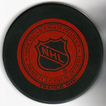 GORDIE-HOWE-memorabilia-signed-puck-Detroit-Red-Wings-memorabilia-NHL-memorabilia-autograph-logo-350