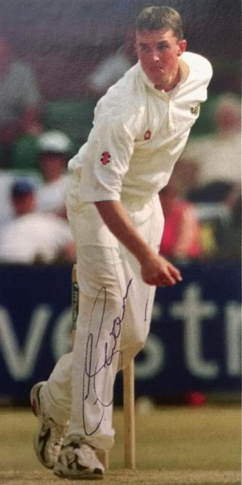 GRAEME-SWANN-autograph-memorabilia-England-cricket-memorabilia-signed-Notts-TMS