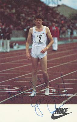 Garry-Cook-signed-athletics-memorabilia-400-800-metres-relay-Olympics-British-champion-autograph