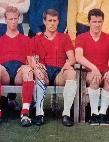 Geoff-Hurst-autograph-signed-England-football-memorabilia-1966-world-cup-final-4-2-hat-trick-hero-wembley-west-ham-united-squad-team-photo-hammers-sir-signature