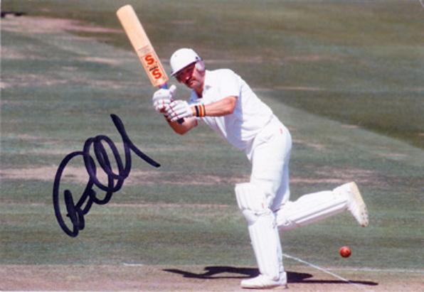 Graham-Gooch-autograph-signed-Essex-cricket-memorabilia-England-test-match-captain-opening-batsman-GG-Goochie-ECCC-jumbo-bat-ss