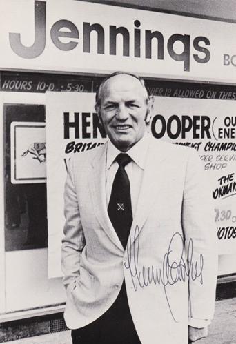 Henry-Cooper-autograph-signed-boxing-memorabilia-heavyweight-champion-henrys-hammer-sir-lonsdale-belt-signature-ali-clay-our-enery-jennings-bookmakers