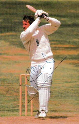 Ian-Botham-autograph-signed-cricket-memorabilia-sir-ian-batting-149-1981-bothams-ashes-test-headingley