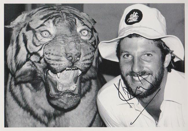 Ian-Botham-autograph-signed-england-cricket-memorabilia-durham-somerset-worcs-ccc-india-tour-tiger-photo-beefy-signature-sir