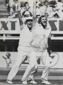 Ian-Botham-autograph-signed-phoenix-from-the-ashes-book-mike-brearley-1981-series-headingley-foreword-england-australia-first-edition-somerset-worcs-ccc-signature
