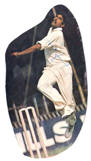 Kapil-Dev-autograph-signed-India-cricket-memorabilia-indian-captain-1983-world-cup-winners-haryana-northants-ccc-worcs-nikhanj-signature-all-rounder-cricketer