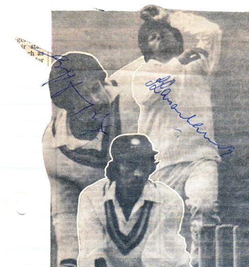 Kapil-Dev-autograph-signed-India-cricket-memorabilia-indian-captain-1983-world-cup-winners-nikhanj-karsan ghavri signature