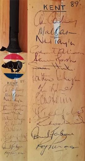 Kent-cricket-memorabilia-1989-squad-signed-mini-bat-Chris-Cowdrey-autograph-Mark-benson-neil-taylor-fleming-ellison-marsh-kccc