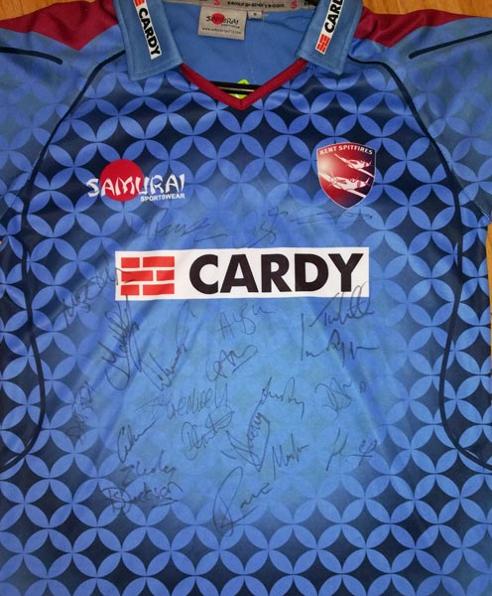 Kent-cricket-memorabilia-2016-squad-signed-replica-shirt-blue-kccc-darren-stevens-autograph-sam-billings-tom-latham-dbd-joe-denly-zak-crawley-spitfires