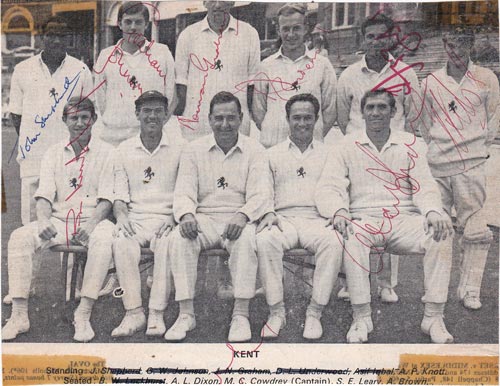 Kent-cricket-memorabilia-signed-1969-team-photo-luckhurst-knott-Woolmer-norman-Graham-johnson-brown-ealham-asif-iqbal-autograph-kccc