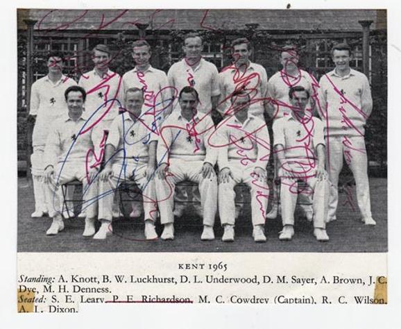 Kent-cricket-memorabilia-squad-signed-1965-team-photo-cowdrey-underwood-knott-denness-luckhurst-kccc