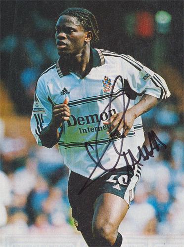 Louis-Saha-autograph-signed-fulham-football-memorabilia-man-utd-france-striker-forward-craven-cottage-ffc-mufc-signature
