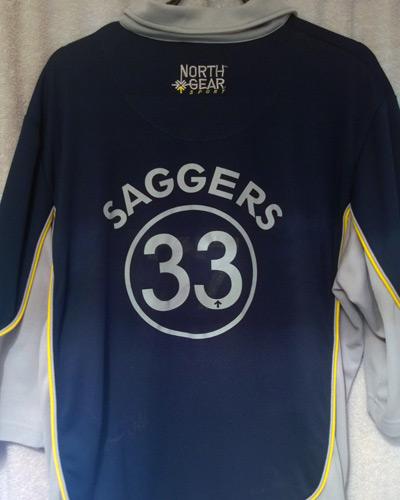 MARTIN-SAGGERS-memorabilia-Martin-Saggers-autograph-signed-Kent-cricket-memorabilia-playing-shirt-number-33-Shepherd-Neame-Spitfire-Ale-KCCC-memorabilia