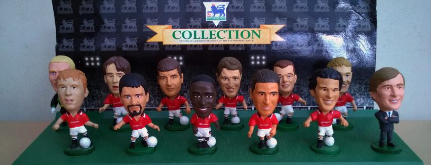 Manchester-United-football-memorabilia-Man-Utd-Corinthian-ProStars-team-stand-Alex-Ferguson-Cantona-Keane-Scholes-Giggs-Schmeichel
