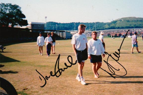 Matt-Walker-signed-David-Fulton-autograph-Tav-Walks-Kent-CCC-cricket-memorabilia-autographed-county-signature-KCCC-Spitfires-Matthew-coach