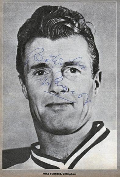 Mike-Burgess-autograph-signed-Gillingham-Football-memorabilia-the-gills-fc-1960s-michael-burgess