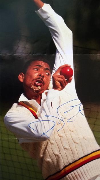 PHIL-DEFREITAS-autograph-signed-England-cricket-memorabilia-Daffy