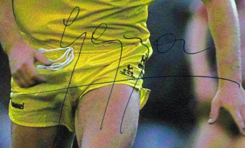 Paul-Gascoigne-Tottenham-Hotspur-fc-football-memorabilia-Spurs-Gazza-signed-autograph-1990-topical-times-poster-signature