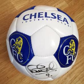 Peter-Osgood-autograph-signed-chelsea-football-memorabilia--stamford-bridge-ossie-signature-ball-cfc