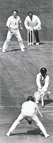 Ray-Illingworth-autograph-signedf-england-cricket-memorabilia-captain-1973-test-series-west-indies-roy-fredericks-signature