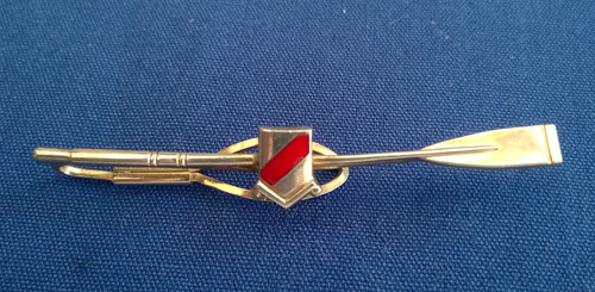 Rowing-jewellery-tie-pin-clip-bling-oar-memorabilia-collectable-souvenir-row-club-badge-shield-sculling-eights-foursomes-coxed-coxless-pairs-olympics-stratton-imitation