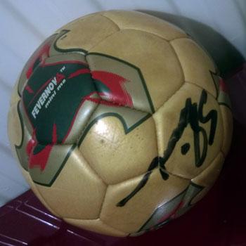SVEN GORAN ERIKSSON memorabilia signed football memorabilia autograph England manager fevernova adidas ball 