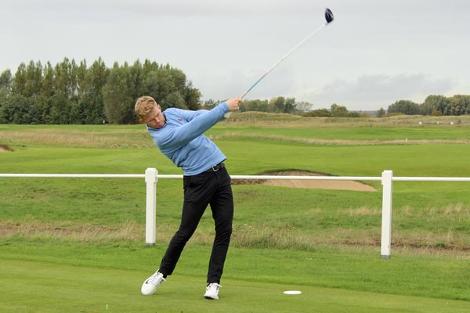 Sam-Billings-Joe-Denly-testimonial-2019-golf-day-Royal-St-Georges-drive-first-tee-kent-cricket-captain-england