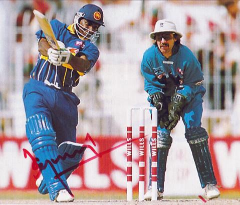 Sanath-Jayasuriya-autograph-sanath-jayasuriya-memorabilia-signed-sri-lanka-cricket-memorabilia-Deshabandu-Sanath-Teran-Jayasuriya-UPFA-Matara-District-master-blaster