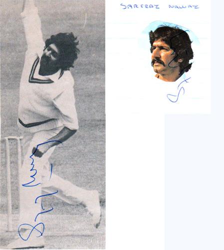 Sarfraz-Nawaz-autograph-signed-pakistan-cricket-memorabilia-northants-ccc-opening-fast-bowler-signature