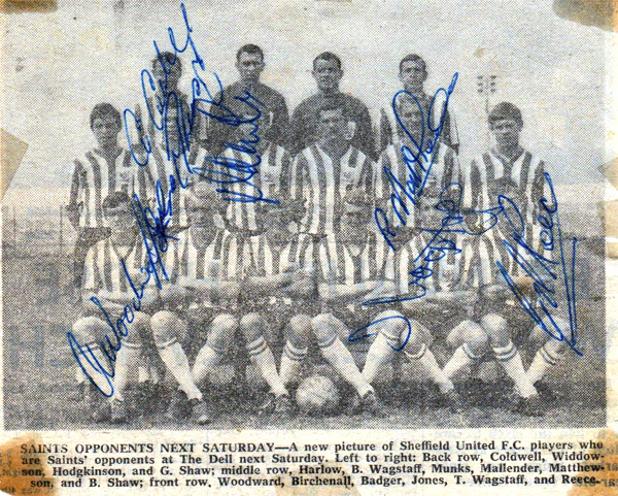 Sheffield-United-FC-football-memorabilia-alan-woodward-autograph-signed-signature-sheff-utd-Ken-Mallender-Tony-Barry-Wagstaff-Coldwell-Matthewson-Reece