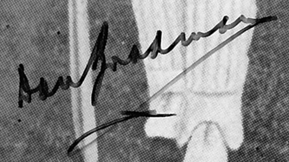 SIR DON BRADMAN memorabilia (Australia & New South Wales) 'The Don' Hand-signed black & white NSW New South Wales player card cricker memorabilia autograph