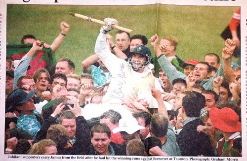 Steve-James-autograph-signed-1997-County-Champions-times-newspaper-article-glamorgan-cricket-memorabilia-wales-cardiff-sofia-gardens-dragons
