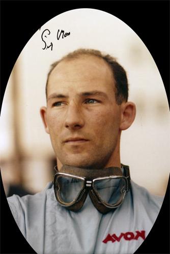 SIR STIRLING MOSS memorabilia signed B&W photo formula one memorabilia