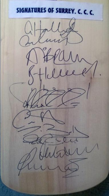 Surrey-Cricket-memorabilia-signed-cricket-bat-Lions-2000-autographed-Ben-Hollioake-autograph