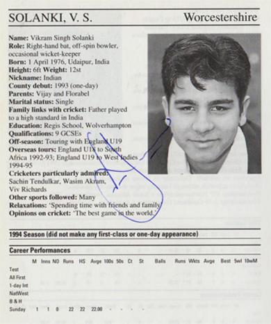 Vikram-Solanki-autograph-signed-worcestershire-cricket-memorabilia-worcs-ccc-captain-england-batsman-whos-who-signature