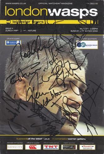 Wasps-rugby-memorabilia-signed-2002-matchday-programme-v-leicester-tigers-loftus-road-qpr-london-martin-offiah-autograph-Alex-King-Joe-Worsley-Josh-Lewsey-Craig-Dowd-Paul-Sampson-wrufc