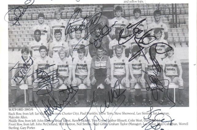 Watford-FC-football-memorabilia-London-6-a-side-indoor-soccer-championships-programme-signed-Wembley-Arena-LBC-team-autographs
