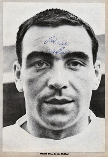 Wille-Bell-autograph-signed-Leeds-Utd-fc-football-memorabilia-united-signature